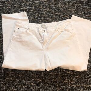 Women’s L.L. Bean Classic Fit White Jeans - Size 20W